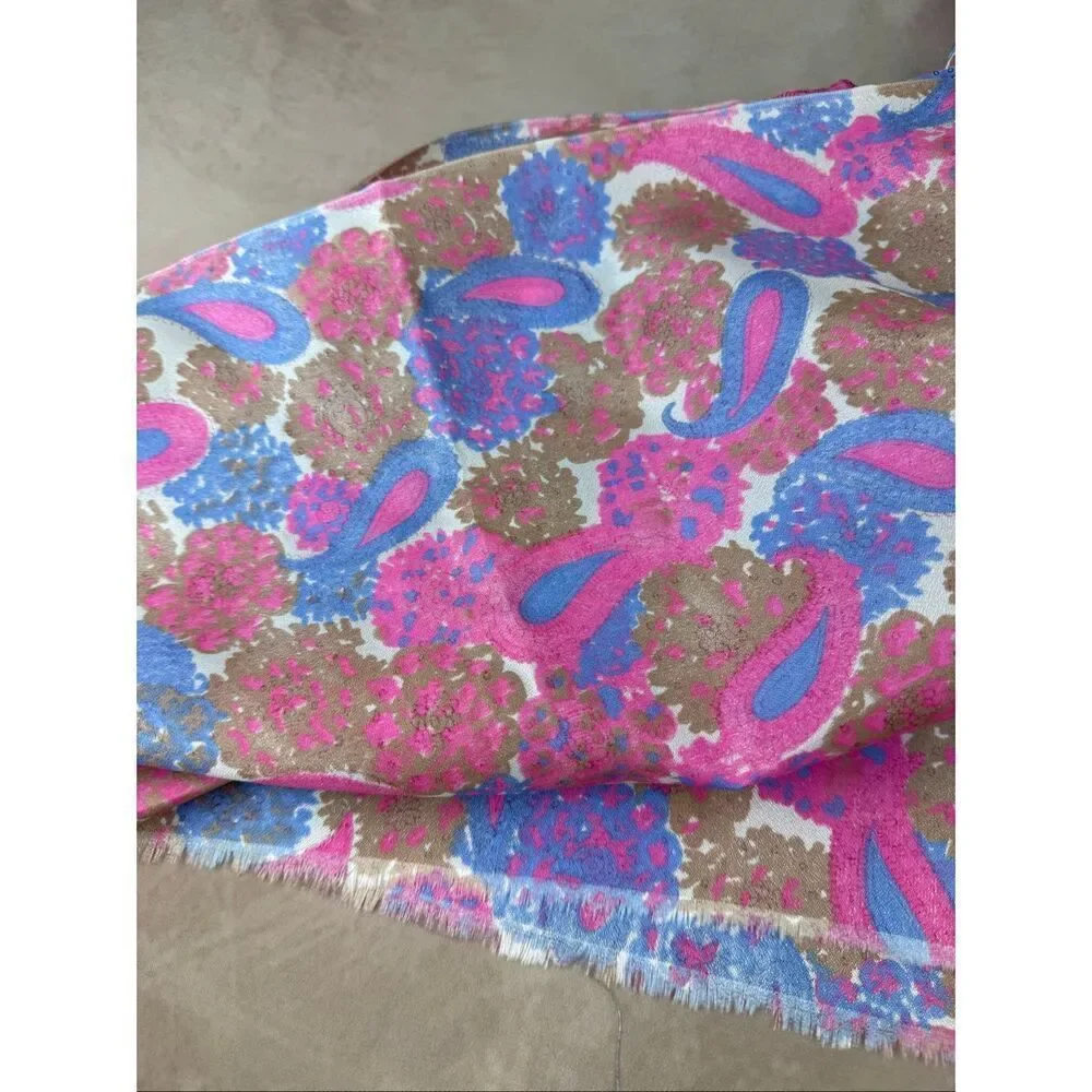 Vintage 1960s 1970s Paisley Fabric Lightweight 44x65” Mod MCM Disco Groovy